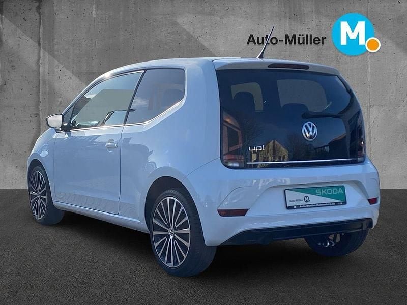 Gebraucht VW up! Highline 90 PS (66 kW) 2018 Weiß Kleinwagen