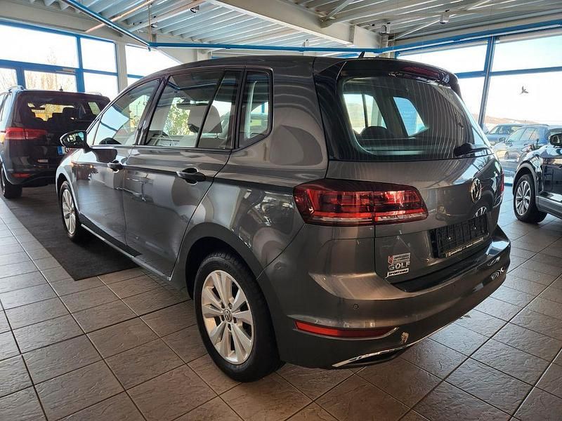 Gebraucht VW Golf Sportsvan 116 PS (85 kW) 2020 Grau Van / Kleinbus