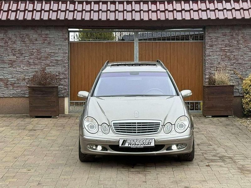 Gebraucht Mercedes E350 Avantgarde 272 PS (200 kW) 2005 Other Kombi