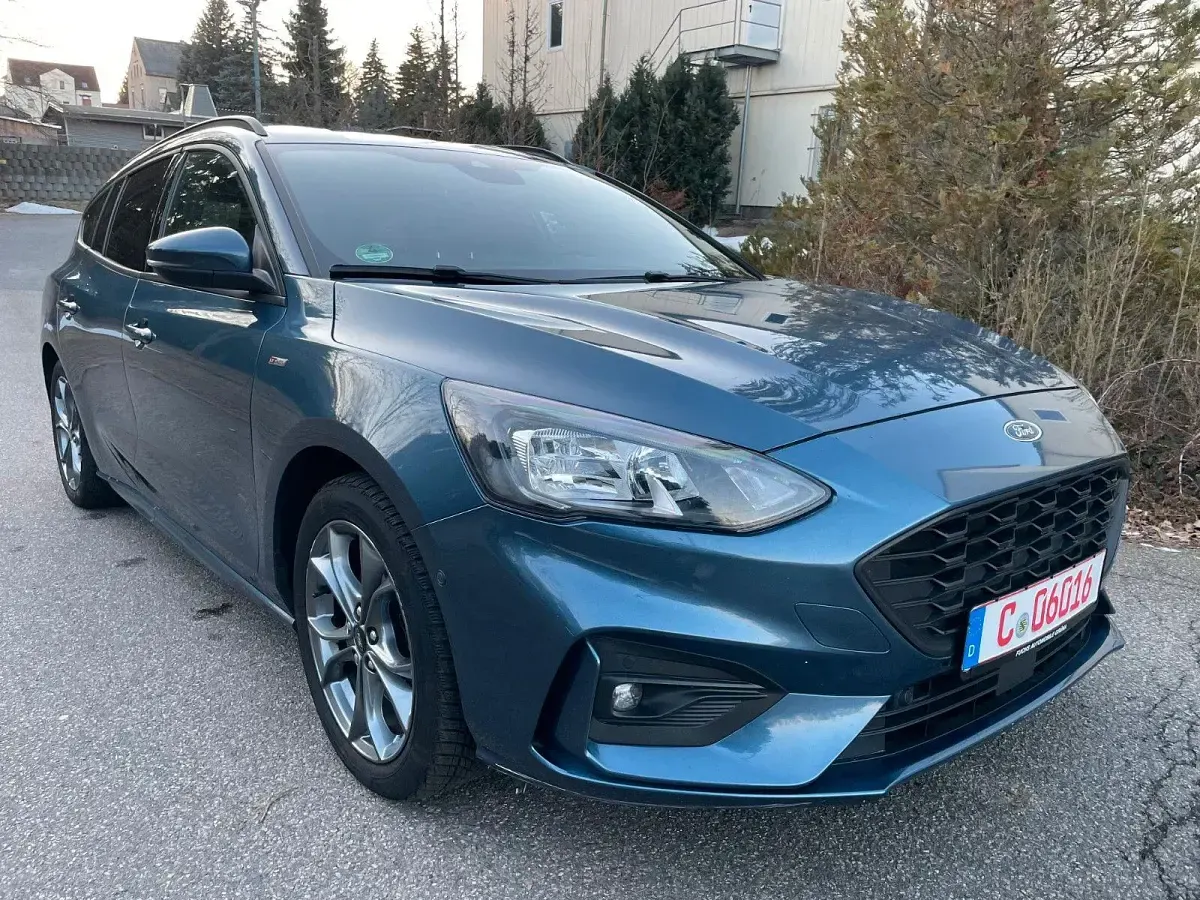 Usata Ford Focus ST-Line 125 CV (91 kW) 2020 Blu Station wagon