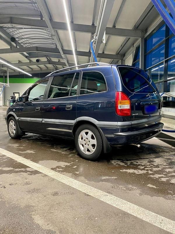 Gebraucht Opel Zafira Elegance 125 PS (91 kW) 2002 Blau Van / Kleinbus