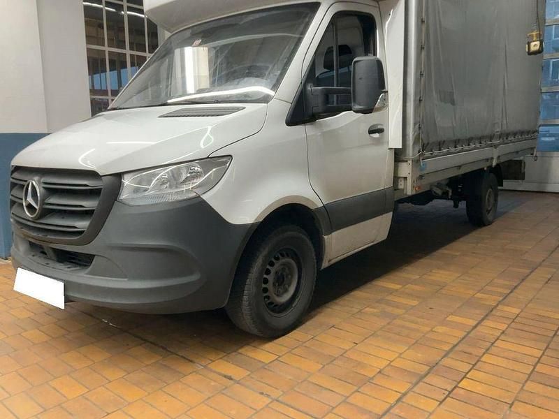 Weiß Gebraucht 2023 Mercedes Sprinter Van | 34.880 € (Fairer Preis) - Bild 1/4