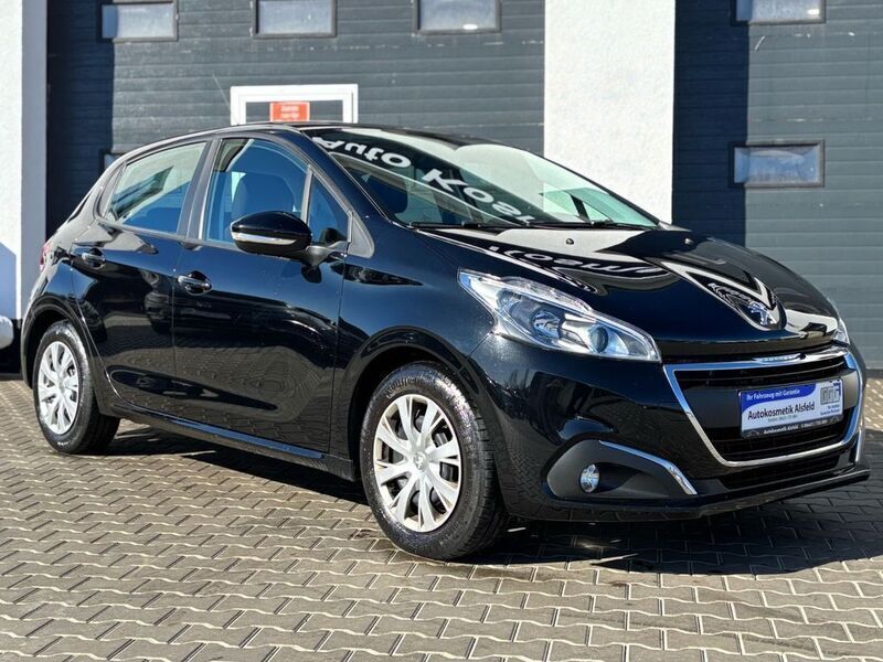 Schwarz Gebraucht 2018 Peugeot 208 Active Kleinwagen | 8.600 € (Fairer Preis) - Bild 1/4
