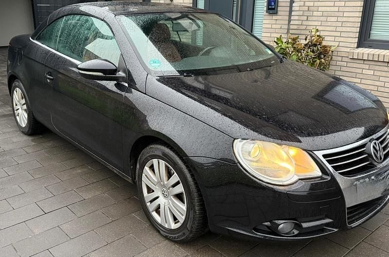 Gebraucht VW Eos 154 PS (113 kW) 2010 Schwarz Cabrio
