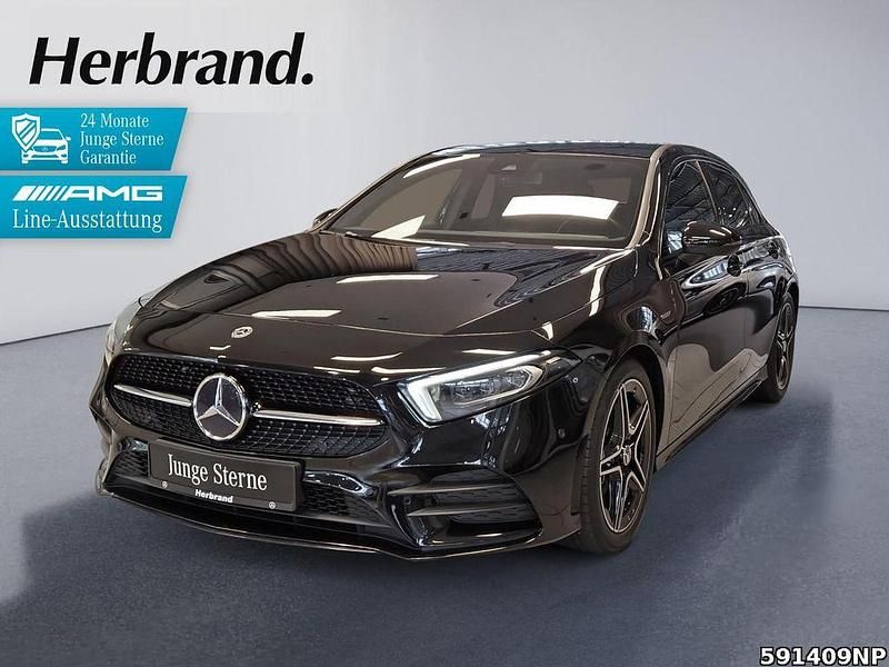 Kosmosschwarz Gebraucht 2022 Mercedes A200 AMG Limousine | 26.680 € (Guter Preis) - Bild 1/4