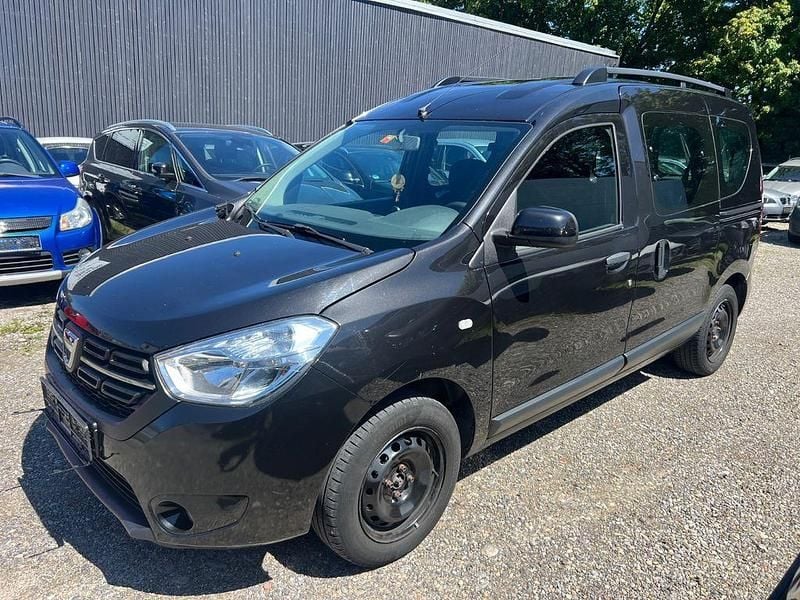 Gebraucht Dacia Dokker Lauréate 116 PS (85 kW) 2017 Schwarz Van / Kleinbus