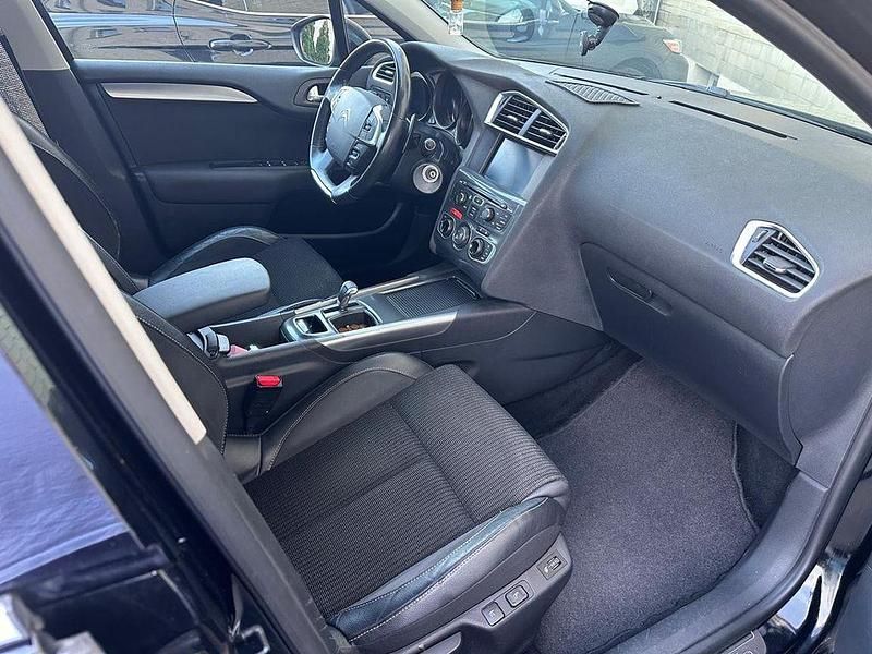 Gebraucht Citroën C4 156 PS (114 kW) 2011 Schwarz Limousine