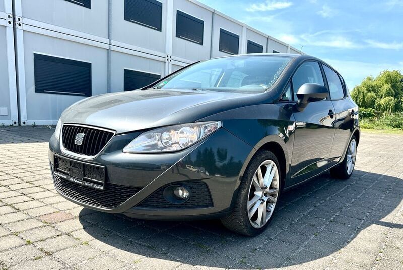 Grau Gebraucht 2011 Seat Ibiza Sport Kleinwagen | 3.999 € (Fairer Preis) - Bild 1/4