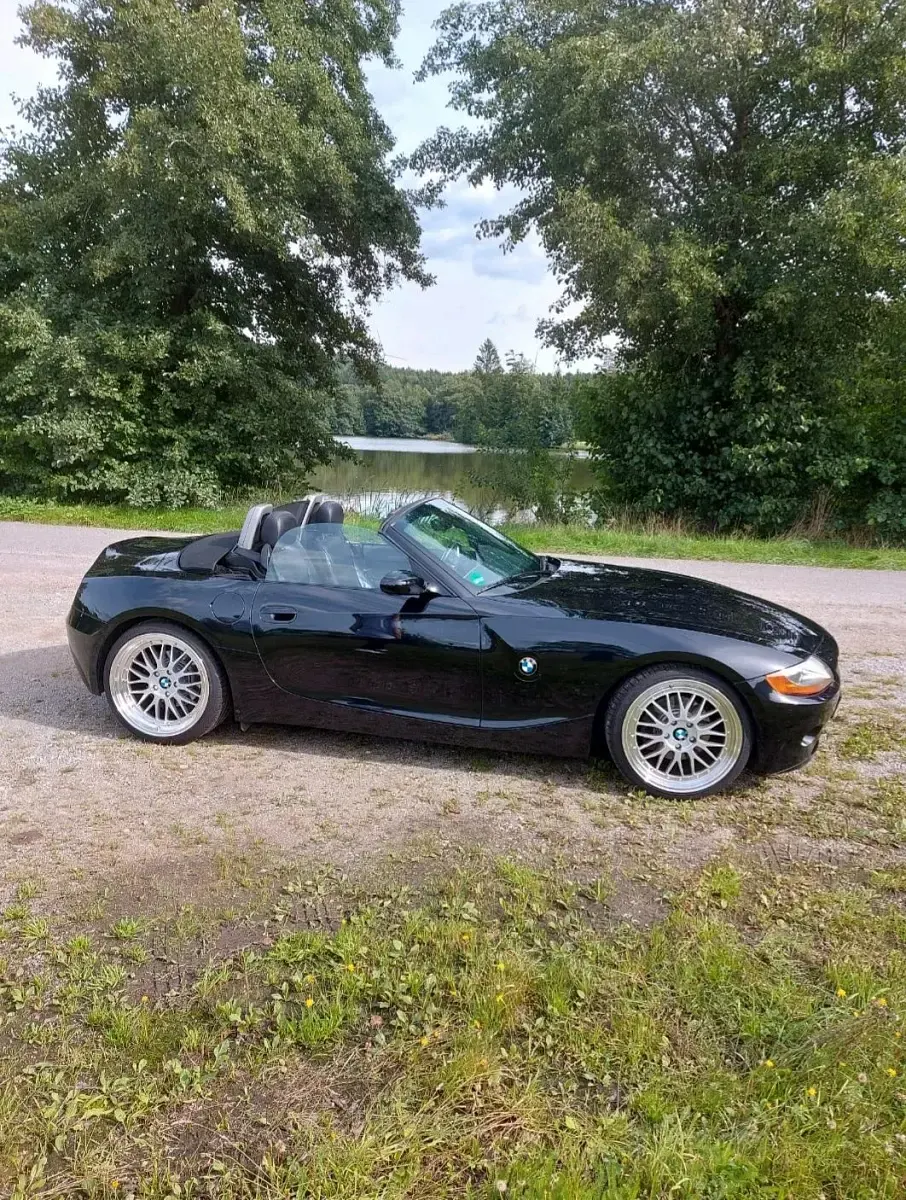 Gebraucht BMW Z4 231 PS (169 kW) 2003 Schwarz Cabrio