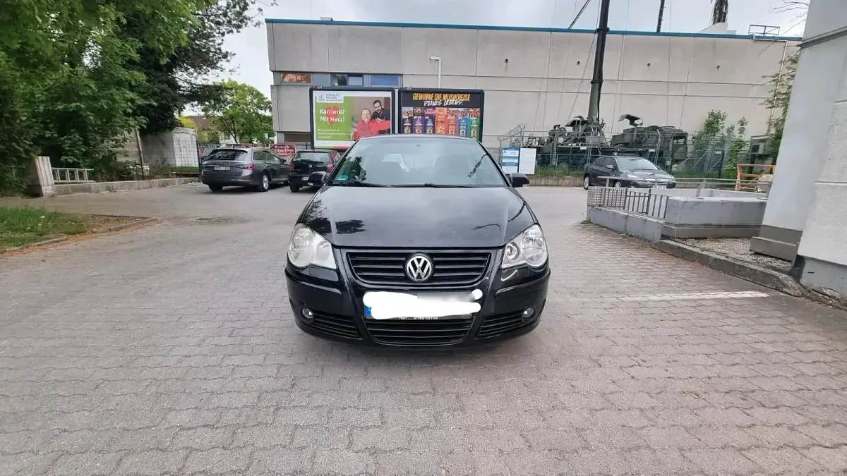Gebraucht VW Polo 80 PS (58 kW) 2008 Schwarz Kleinwagen