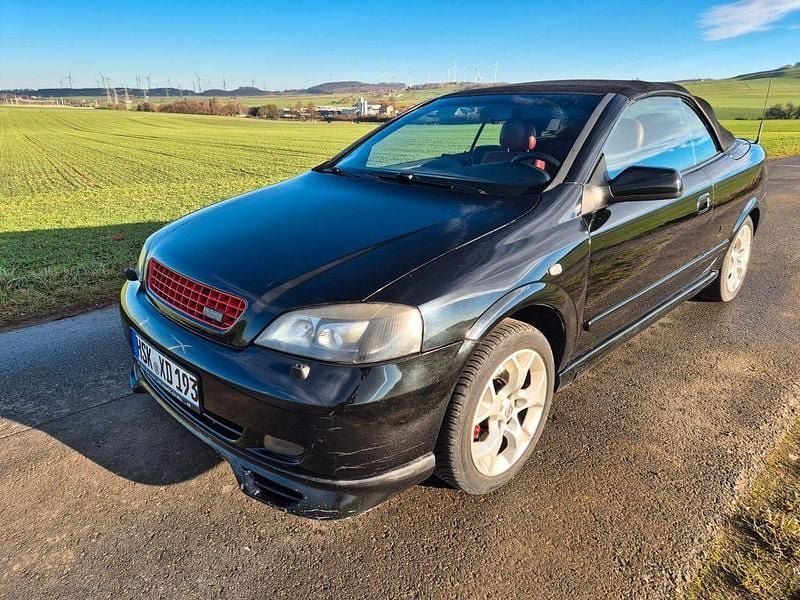 Gebraucht Opel Astra Cabriolet 200 PS (147 kW) 2003 Schwarz Cabrio