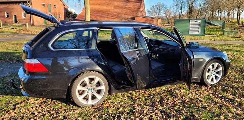 Gebraucht BMW 520 177 PS (130 kW) 2009 Schwarz Kombi