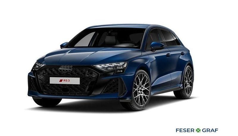 Gebraucht Audi RS3 Ambiente 400 PS (294 kW) 2024 Ascariblau metallic Limousine