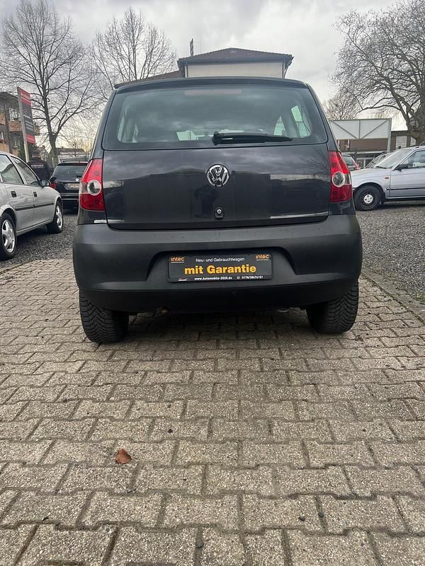Gebraucht VW Fox 54 PS (39 kW) 2006 Schwarz Kleinwagen