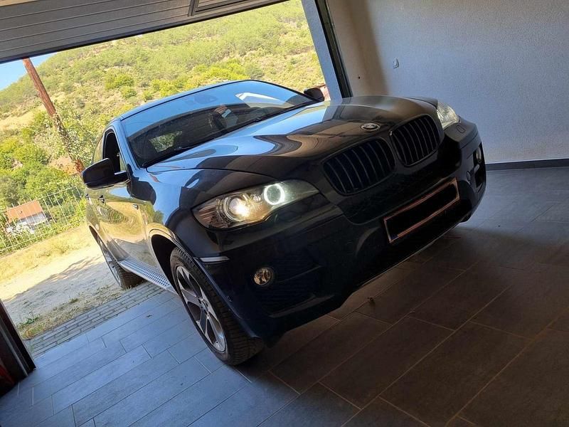 Schwarz Gebraucht 2011 BMW X6 SUV | 15.000 € - Bild 1/4