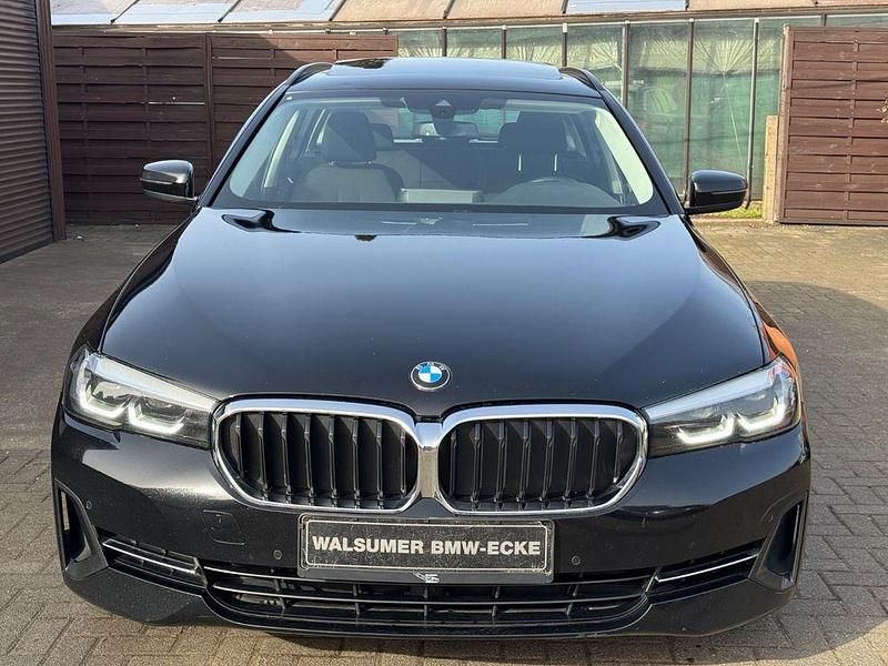 Gebraucht BMW 520 Performance 190 PS (139 kW) 2020 Schwarz Kombi