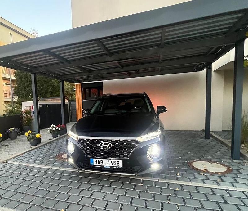 Gebraucht Hyundai Santa Fe Premium 200 PS (147 kW) 2020 Schwarz SUV