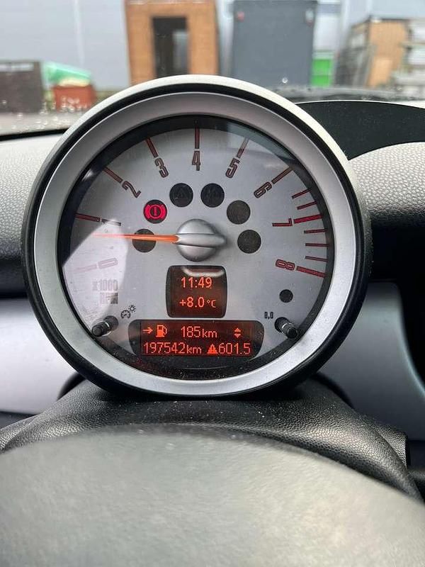 Gebraucht Mini Cooper 120 PS (88 kW) 2008 Pepper white Kleinwagen