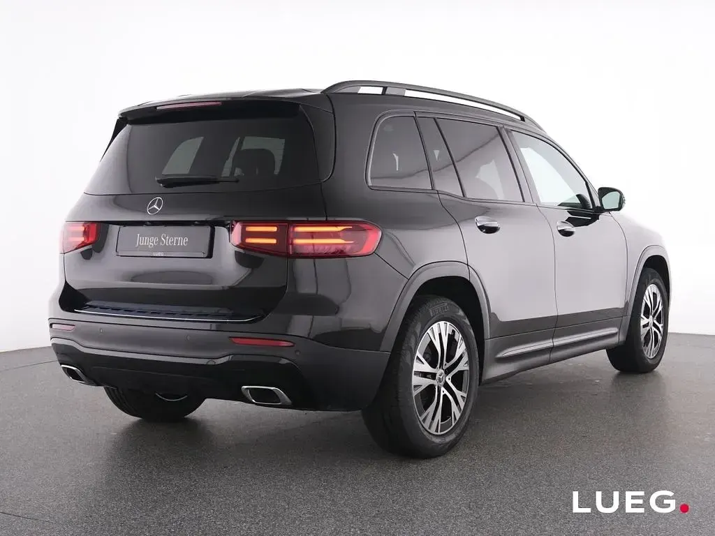 Gebraucht Mercedes GLB220 Progressive 190 PS (139 kW) 2025 Schwarz SUV