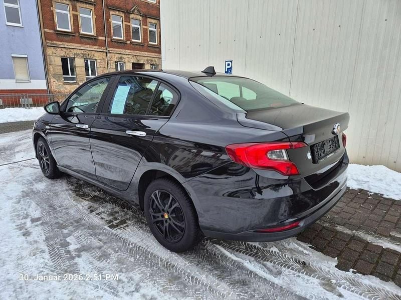 Gebraucht Fiat Tipo Pop 95 PS (69 kW) 2018 Colore esterno (new nero ) Limousine