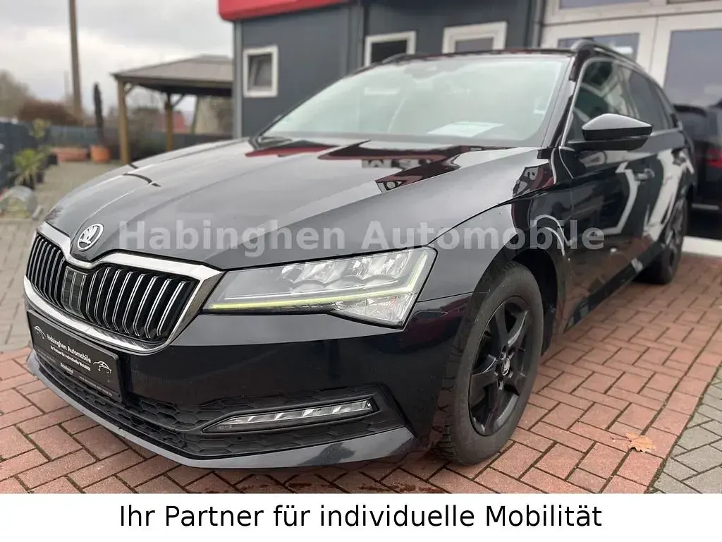 Gebraucht Skoda Superb Ambition 150 PS (110 kW) 2020 Schwarz Kombi