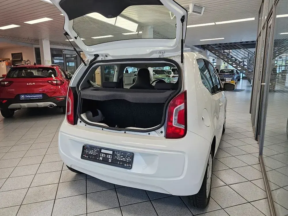 Używany VW up! 60 KM (44 kW) 2012 Biały Hatchback