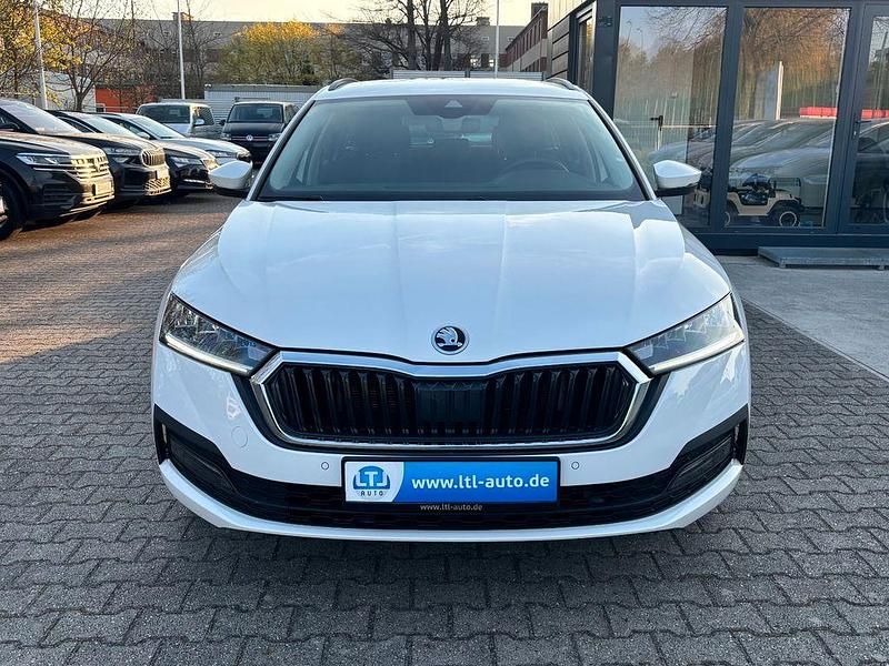 Gebraucht Skoda Octavia 150 PS (110 kW) 2020 Candyweiss Kombi