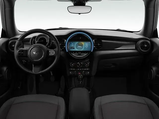 Gebraucht Mini Cooper Essential 136 PS (100 kW) 2023 Silber Kleinwagen