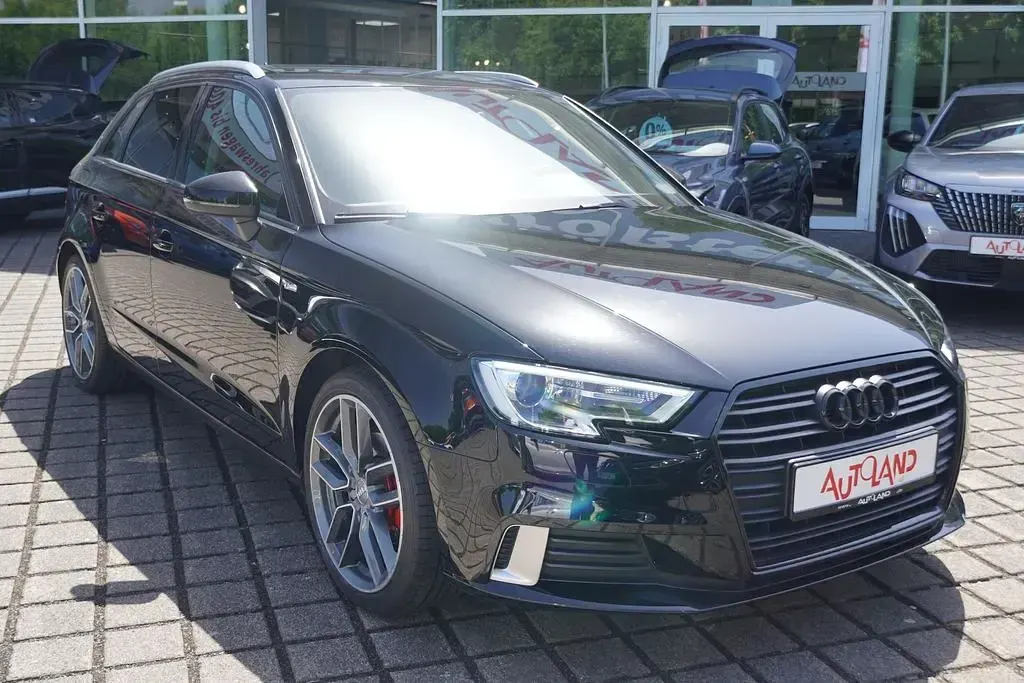 Gebraucht Audi A3 Basis 150 PS (110 kW) 2018 Schwarz Limousine