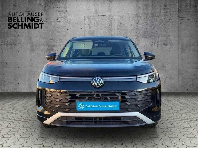 Gebraucht VW Tayron Life 203 PS (149 kW) 2025 Grenadillschwarz (metallic) SUV