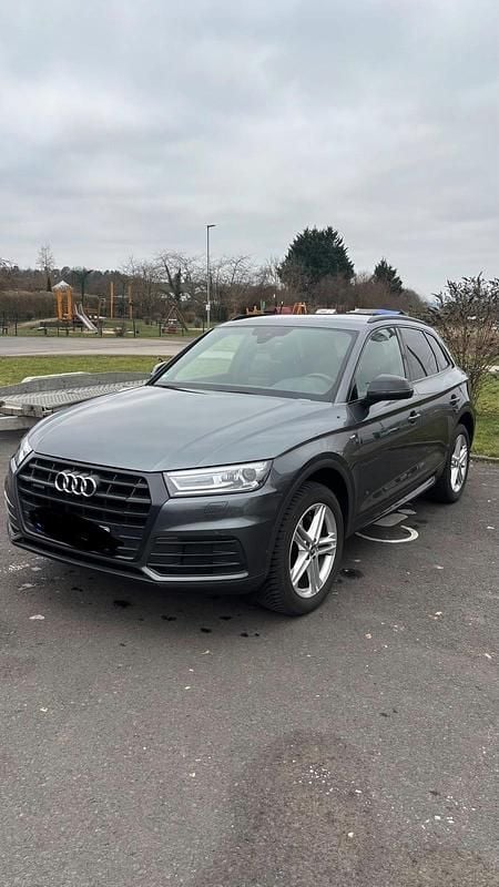 Grau Gebraucht 2019 Audi Q5 S-Line SUV | 26.900 € (Superpreis) - Bild 1/4
