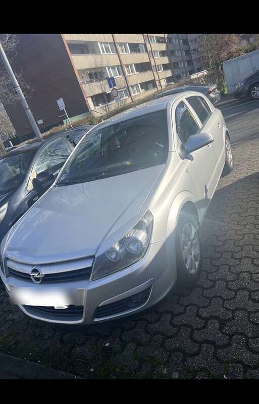 Gebraucht 2004 Opel Astra Kombi | 3.600 € (Etwas zu teuer) - Bild 1/4