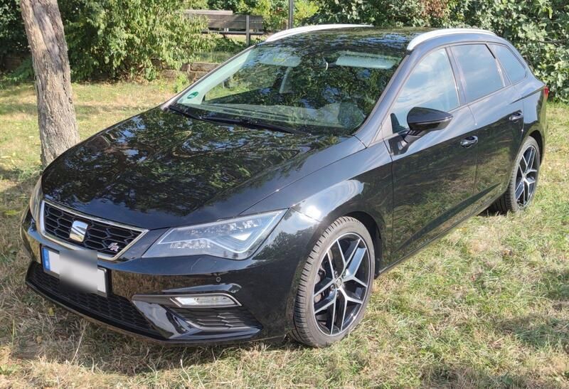 Schwarz Gebraucht 2019 Seat Leon ST FR Kombi | 19.100 € (Fairer Preis) - Bild 1/4
