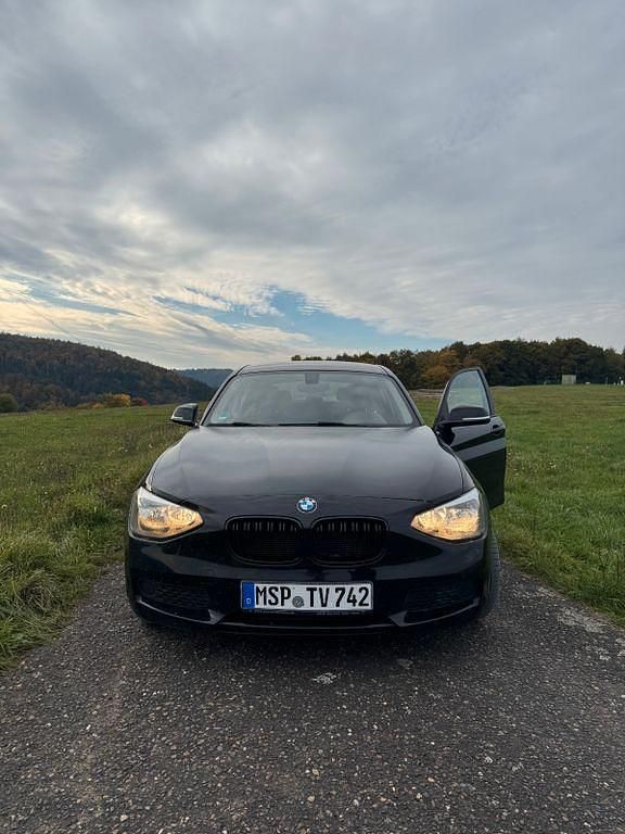 Schwarz Gebraucht 2014 BMW 116 Kleinwagen | 5.300 € (Guter Preis) - Bild 1/4