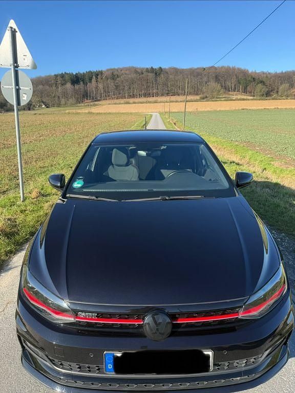 Gebraucht VW Polo Beats 200 PS (147 kW) 2019 Schwarz Kleinwagen