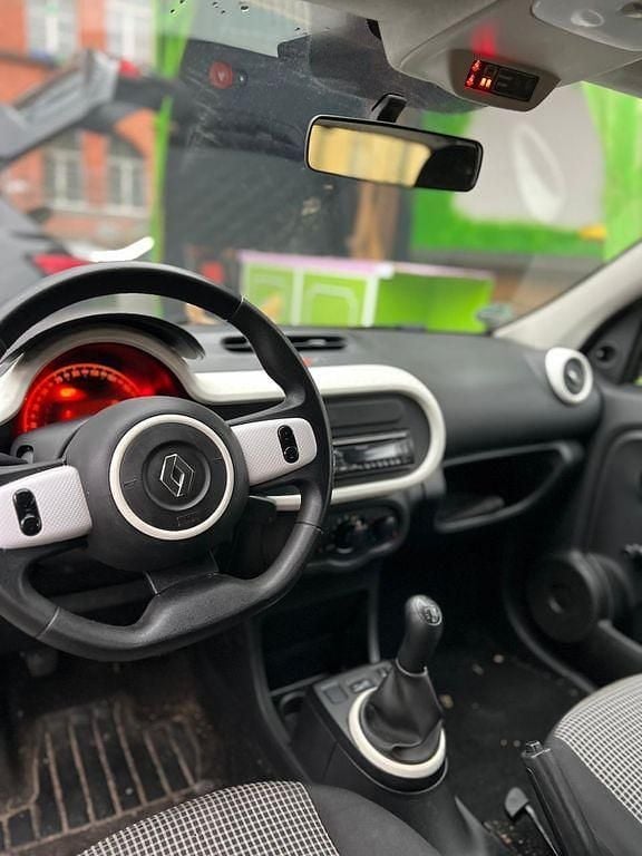 Gebraucht Renault Twingo Intens 69 PS (50 kW) 2019 Weiß Kleinwagen