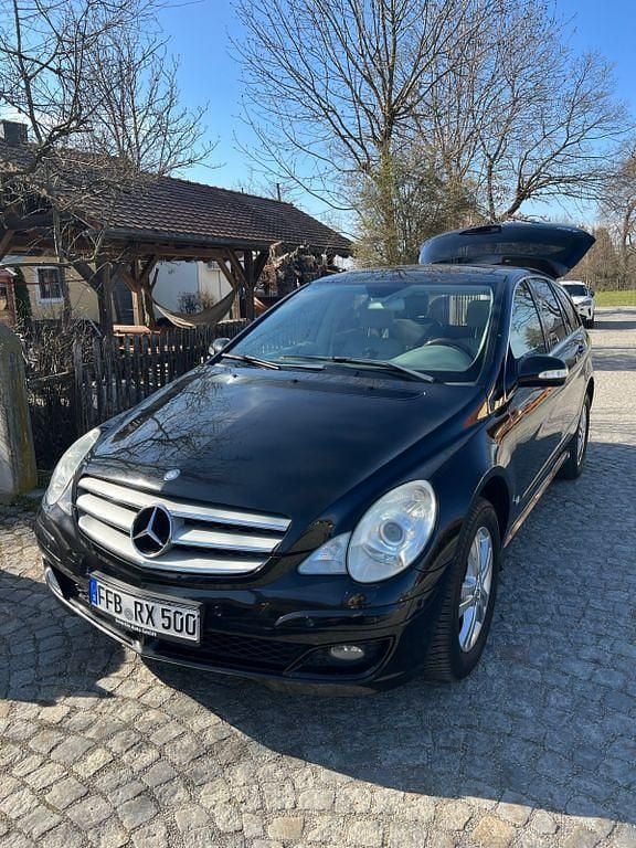 Gebraucht Mercedes R500 306 PS (225 kW) 2007 Schwarz Van / Kleinbus