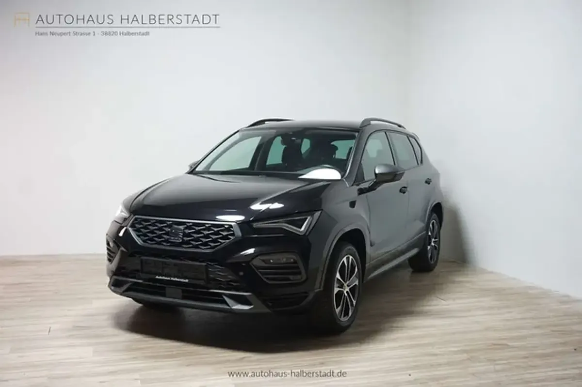 Usado Seat Ateca 4Drive 190 CV (139 kW) 2023 Negro SUV