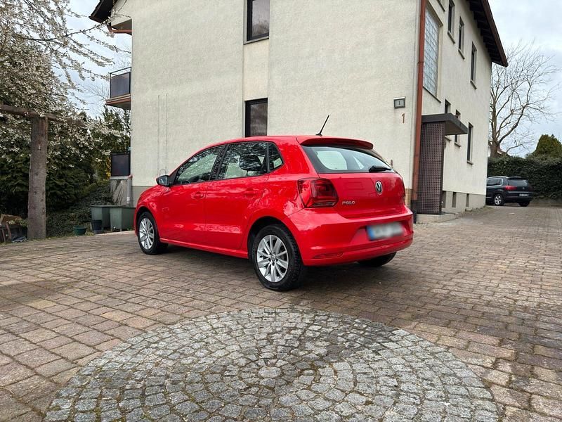 Gebraucht VW Polo 75 PS (55 kW) 2015 Rot Kleinwagen