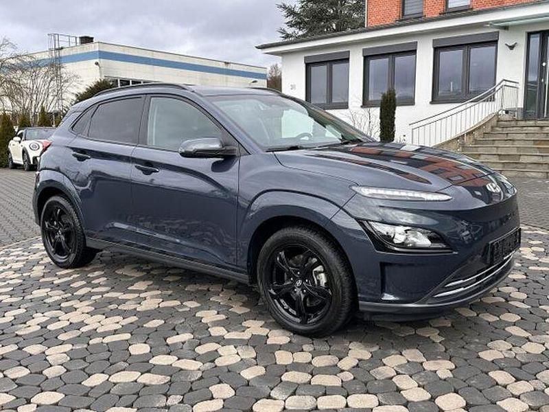 Gebraucht Hyundai Kona Edition 30+ 100 kW (136 PS) 2021 Blau SUV