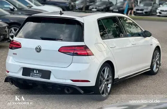 Gebraucht VW Golf VII GTI 290 PS (213 kW) 2020 Weiß Limousine