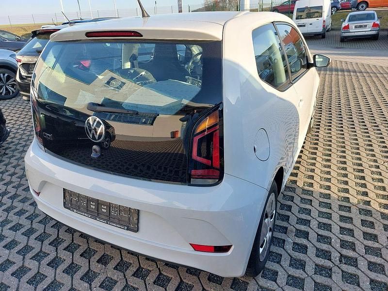 Gebraucht VW up! 65 PS (47 kW) 2022 Weiß Kleinwagen