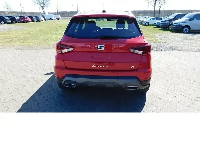 Gebraucht Seat Arona FR-Line 110 PS (80 kW) 2024 Emocionrot s3hrot SUV