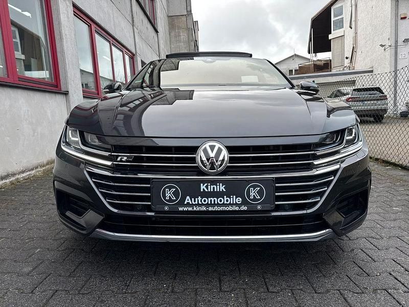 Gebraucht VW Arteon R-line 190 PS (139 kW) 2019 Grau Kleinwagen