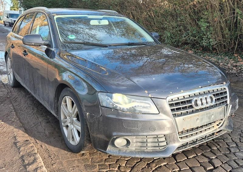 Gebraucht Audi A4 190 PS (139 kW) 2009 Grau Kombi