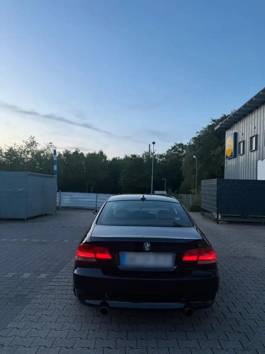 Gebraucht BMW 335 306 PS (225 kW) 2007 Schwarz Coupé