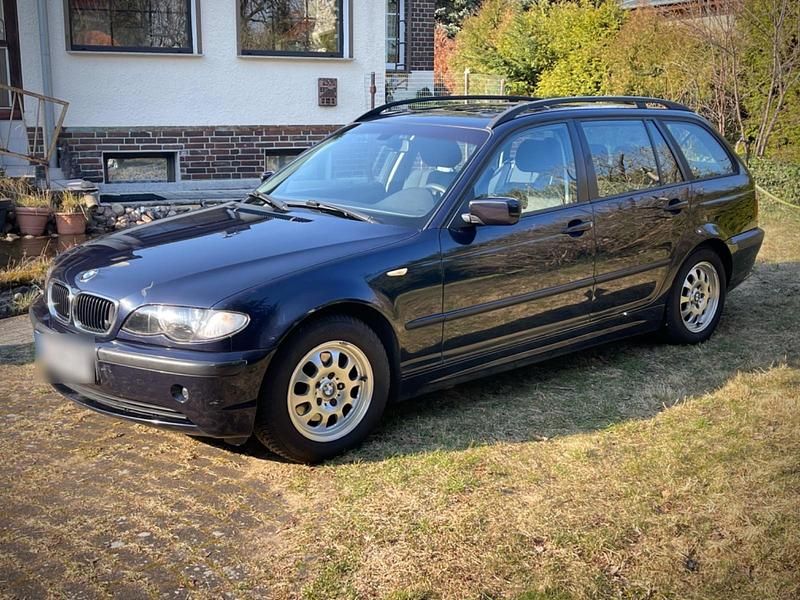 Gebraucht BMW 316 116 PS (85 kW) 2005 Blau Kombi