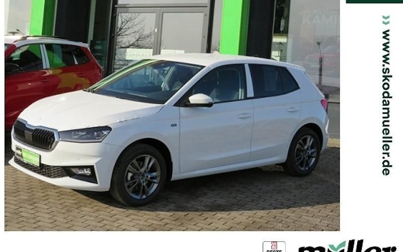 Weiß Neu 2025 Skoda Fabia Drive Kleinwagen | 32.999 € - Bild 1/4