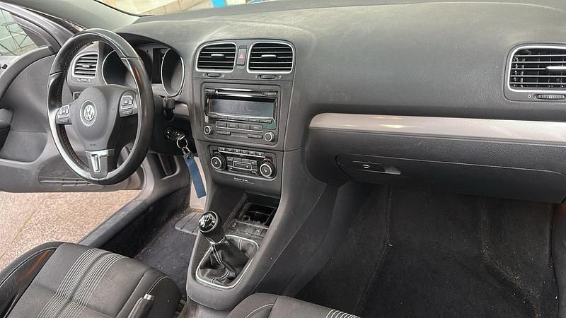 Gebraucht VW Golf VII Match 86 PS (63 kW) 2013 Grau Limousine