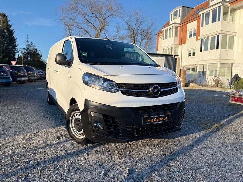Gebraucht Opel Vivaro 122 PS (89 kW) 2019 Weiß Van / Kleinbus